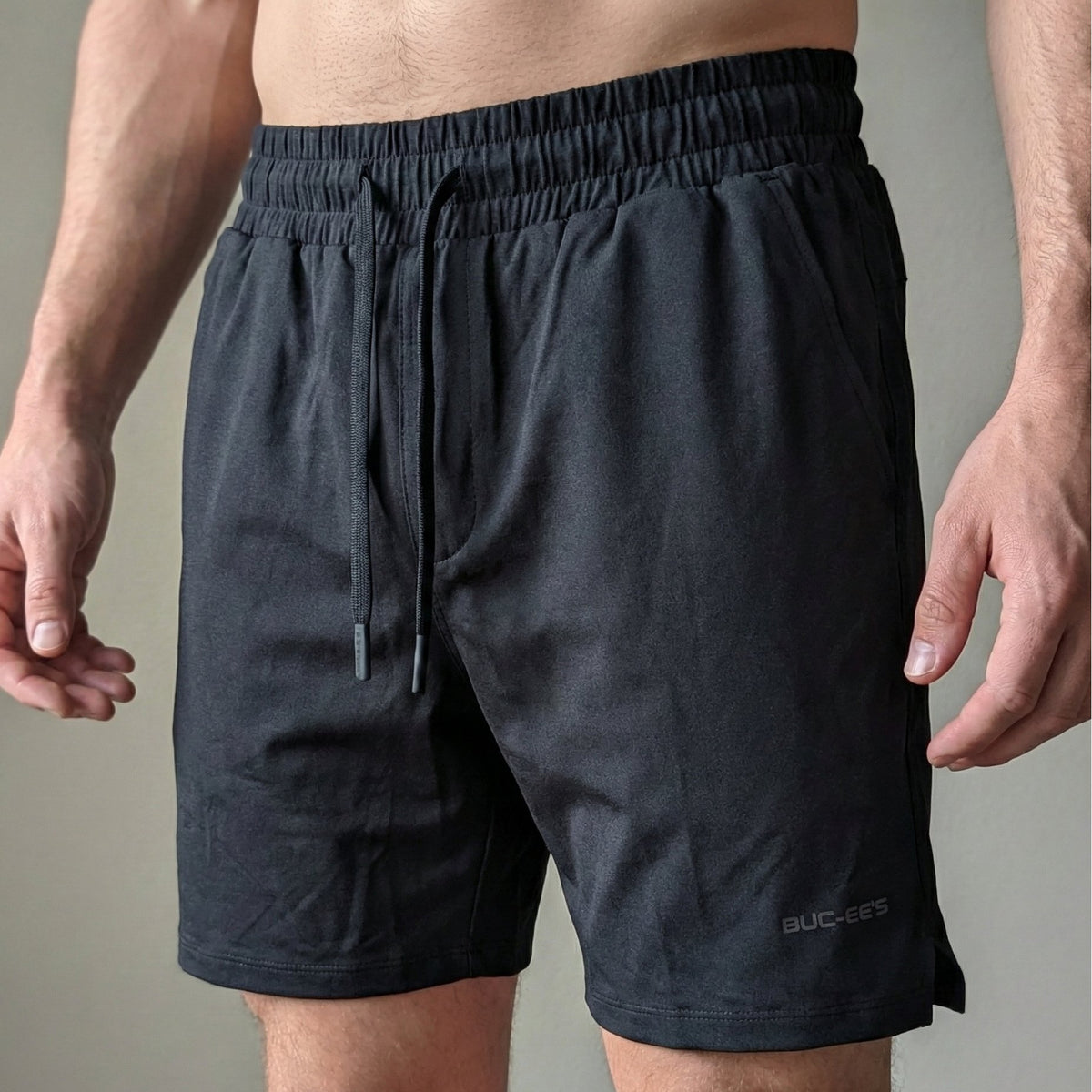 Buc-ee's mens black cloud shorts