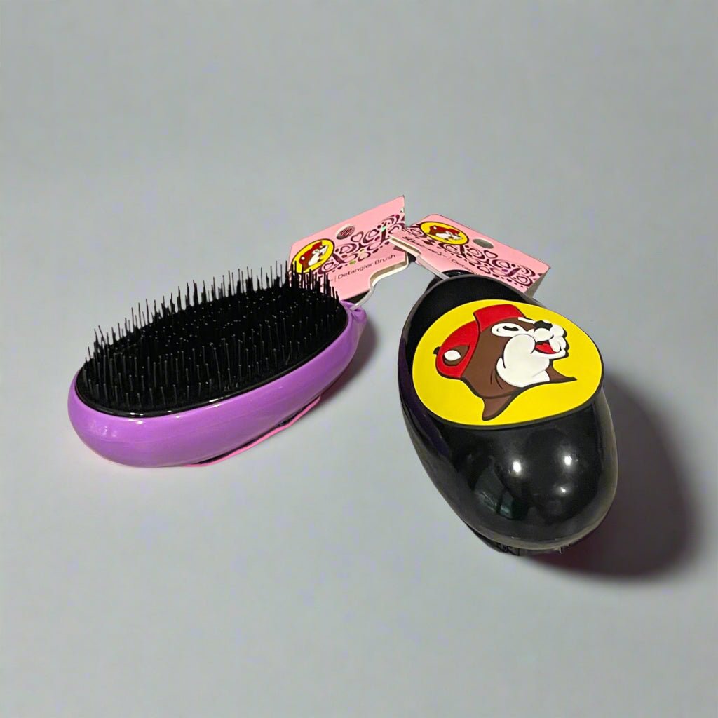 Buc-ee's detangler brush
